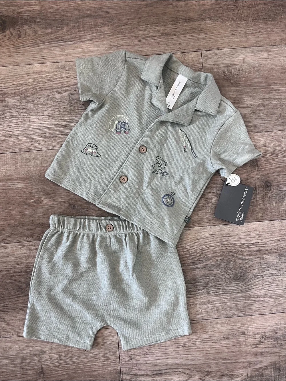 Modern moments Baby Two-Piece Shirt & Shorts Set in Sage Green 18 month NEW